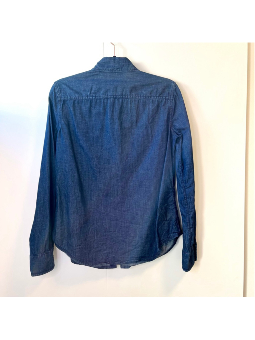 Soft Wash Denim Chambray Shirt Blue Long Sleeve Jean Shirt Banana Republic Small - Picture 7 of 10